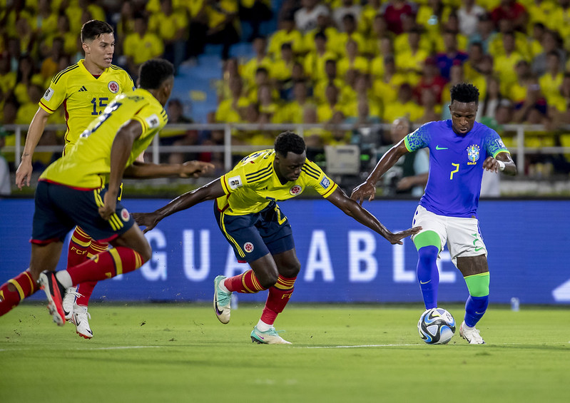 Vinicius Júnior tem lesão confirmada e desfalca seleção contra a Argentina - 